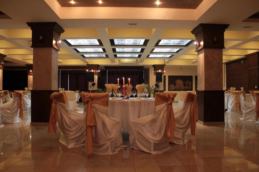 Hotel Imperium Suceava Eksteriør billede
