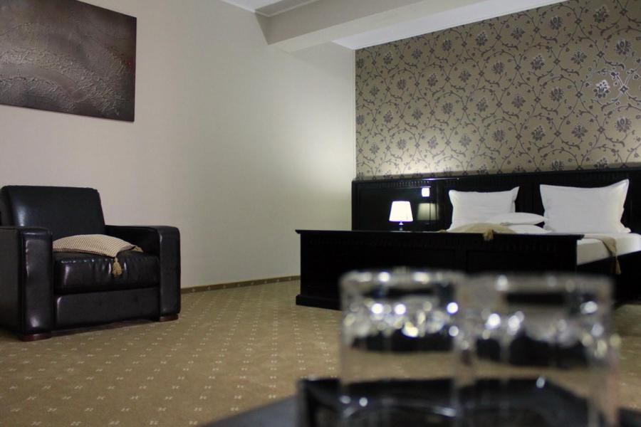 Hotel Imperium Suceava Eksteriør billede