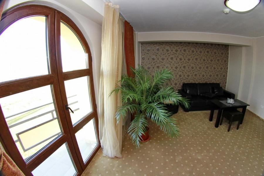 Hotel Imperium Suceava Eksteriør billede